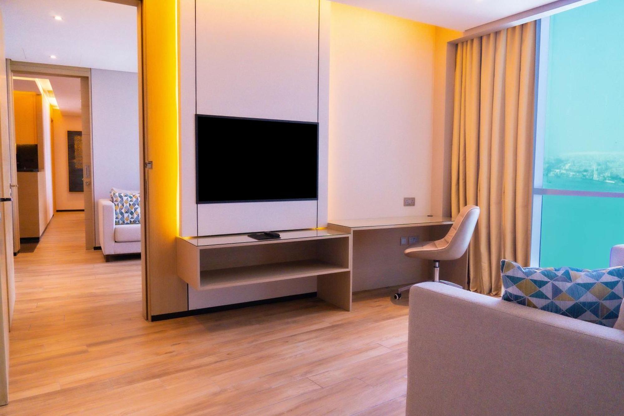 Hilton Bahrain 호텔 마나마 외부 사진 A room at the hotel